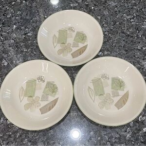 Corelle Textured Leaves Wide Soup Bowls 8.5” Floral Accents Set of 3 RARE